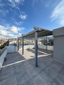 M&H and their friends B