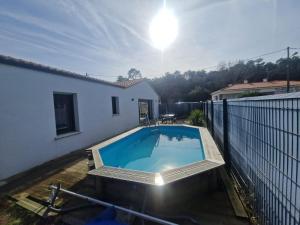 Villas La Garenne, piscine et pinede : photos des chambres