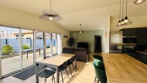 Villas La Garenne, piscine et pinede : photos des chambres