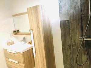 Maisons de vacances GITE COSTE BELLE : photos des chambres