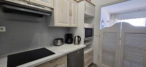 Appartements Grand T1 Studio La Colomba - Plage et vue mer : photos des chambres