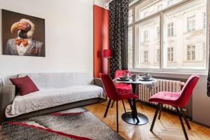 Place of Grace - 1 min to National Theatre