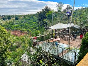 Nhà Bên Suối Homestay&coffee