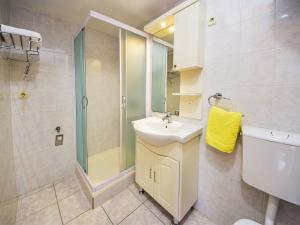 Apartment Haus Peric-2 by Interhome