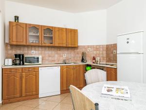 Holiday Home Horvath by Interhome