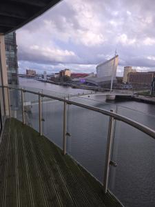 Lovely one private bedroom in shared 2 bedroom apartment