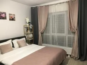 Deea H24 - 克里斯蒂安