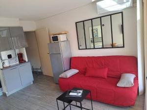 Hélios 32, T2 climatisé, parking, 500m plage