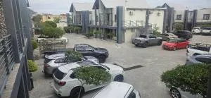 Eli Eli Luxury Suites - Uutapi