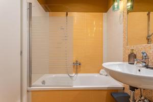 YCH-Cozy Flat at the Vatican