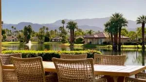 Aqua Vista Spectacular Condo 2 En Suites Inspiring Views Large Patio - Thousand Palms