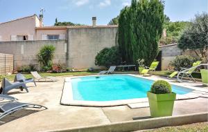 Maisons de vacances 3 Bedroom Gorgeous Home In Montfrin : photos des chambres