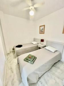 Stunning Marbella apartment 5 minutes from the beach and golf!