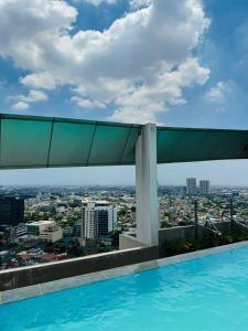 VINIA INFINITY STUDIO 4 near MALLS and MRT STATION