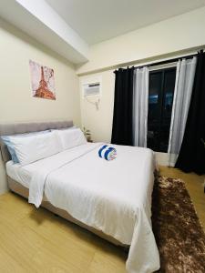 VINIA INFINITY STUDIO 4 near MALLS and MRT STATION
