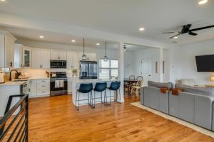 The Kraken Wildwood Townhome half Mi to Beach!