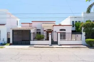 Exclusive House in Buganvillas 3 Bedrooms with Patio - El Saucito