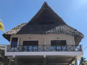 Gecko House SeaView Rooms - Dimbuni