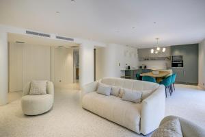 Perle rare au coeur de la pinede