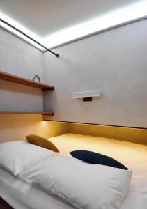 The Hyve Capsule hostel Amsterdam