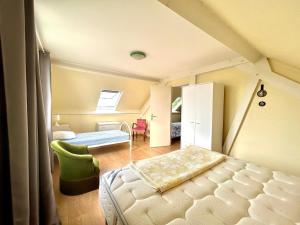 Villas Villa Saint Antoine, vue mer a 60m de la plage : photos des chambres