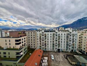 Appartements 80 m2 - 8th Floor with Free Parking - 5 guests : photos des chambres