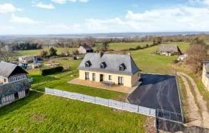 Nice Home In Saint-Samson-De-La-Roq - La Remuée