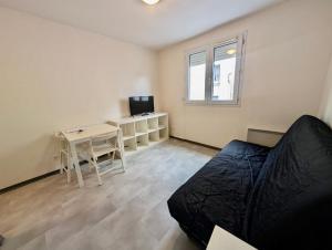 Appartements Studio near train station and downtown with free parking : photos des chambres