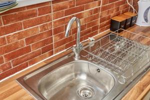 Relaxing 3-Bedroom Home Near the Beach