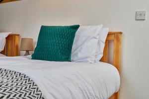 Relaxing 3-Bedroom Home Near the Beach