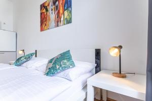 Peaceful and Stylish 2 BR Apartment Cozy Atmosphere