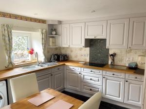 Dunkeld Cottage - close to the Lake District!