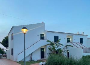 Hermoso apartamento en SOLISLA , Arenal den castell, licencia APM-1946