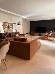 Charming house Villa in a private residence - 奥兰