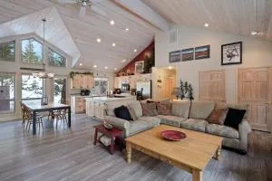 Adorable & Cozy Hot Tub SHARC Passes Fabulous Location 24356 - Alfalfa