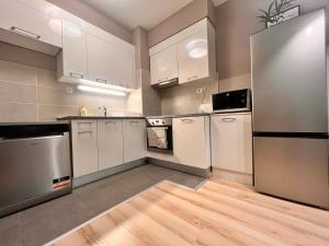 LUXURY B&B - Spacious 2 bedroom apartments for groups and families