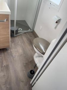 Campings Mobil-home 40m2, camping les Charmettes 4 etoiles La Palmyre 4-6 personnes-2 chambres dont 1 suite parentale-2 salles de bain : photos des chambres