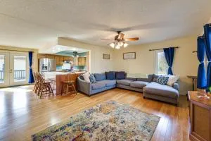 Screened Porch with River Views Belhaven Home! - Whichard Beach