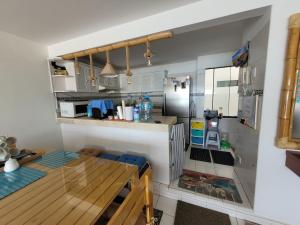 Departamento amplio en punta hermosa frente al mar