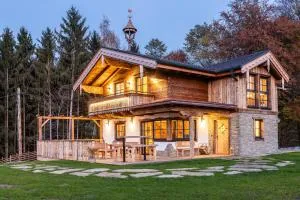 Luxus Ferienhaus - Alpine Eleganz trifft Outdoor-Jacuzzi und Zirbensauna - Pirching am Traubenberg