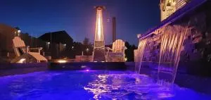 Staycation Oasis! a unique Experience! Heated pool opens April 2nd! - 伊斯顿