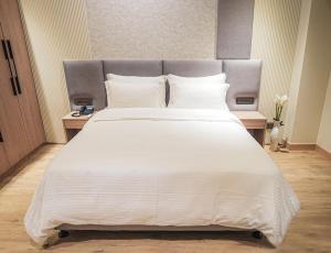 Hotel Tanveer, Kurali