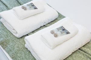 New listing 2BR with parking, 10min Woolwich St