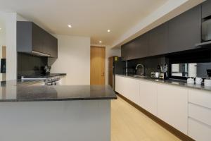 Saltillo 85, Centric Condo with Balcony and Natural Light