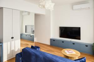 Blue I One Bedroom Apartment I One Cotroceni Park