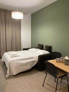 The M apartment Green