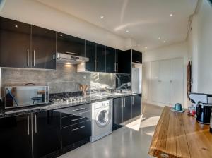 Tweed By Frida Home - Roof top - 4 or 5 Px