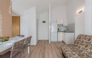 Gemütliches Appartement In Funtana Mit Grill 