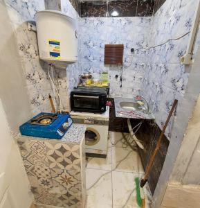 Tiny studio room 2 in manial Cairo