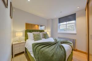 Central Two Bedroom Apartments St Albans By Central Stays Short Lets & Serviced Accommodation With Free Parking - 4